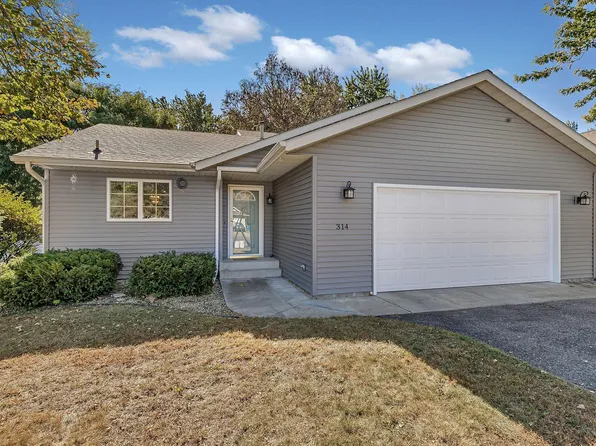 314 Pleasant Ridge Dr, Sauk Rapids, MN 56379