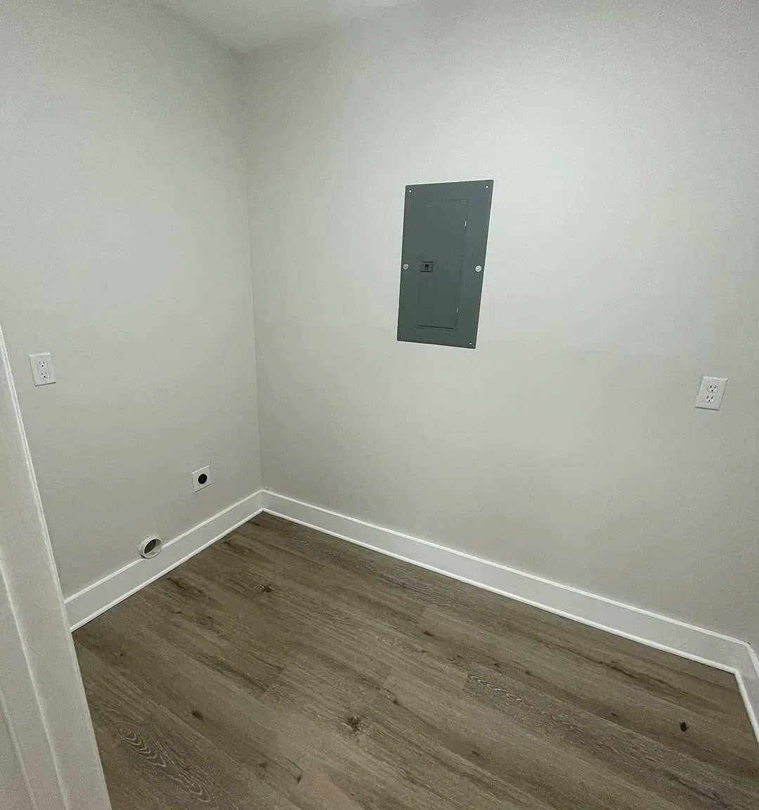5 bed, 1247 sqft, $1,600 — Photo 4