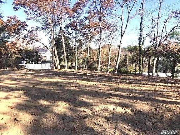 4th image of 3 Pickwick Dr
