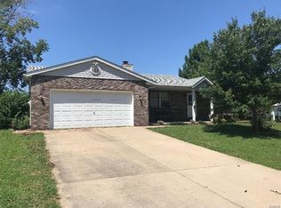 2 Barley Dr, Troy, IL 62294