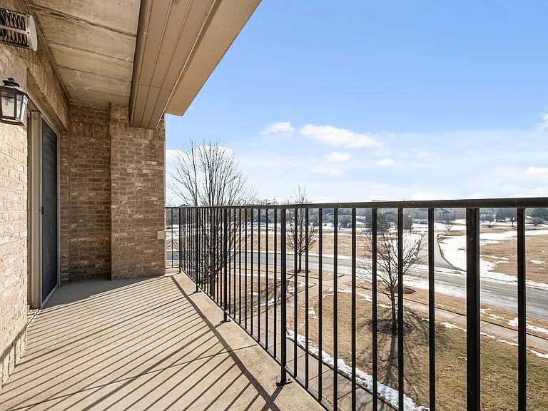 14130 Sheffield Dr #202 — Photo 17