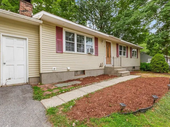 5 Center Street, Bennington, VT 05201