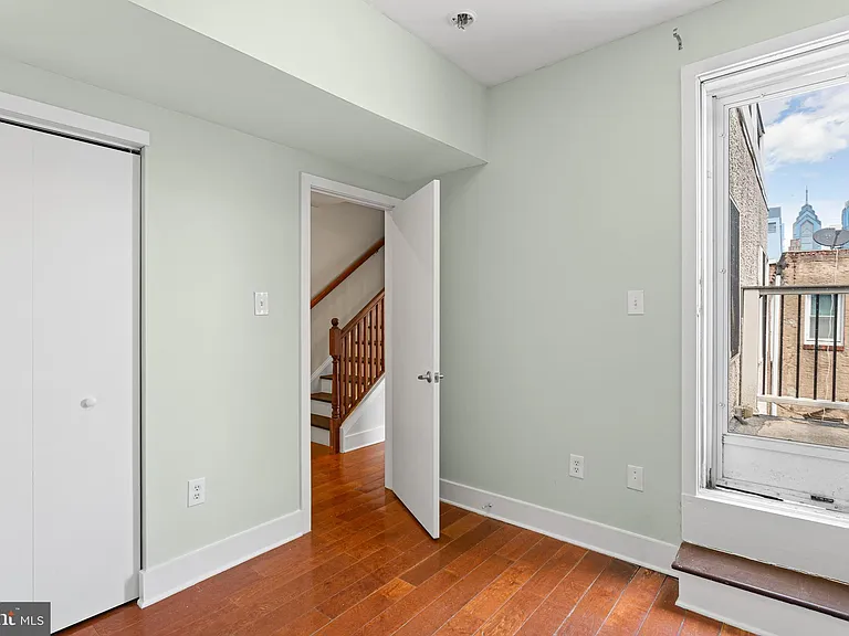 1641 Christian St #3A — Photo 9