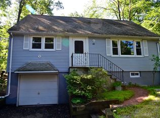 23 Homestead Rd, Lake Hopatcong, NJ 07849