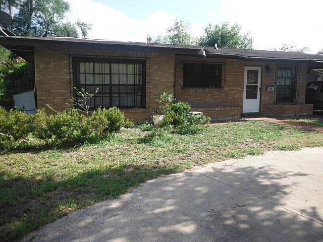 1st image of 1374 Coral Ct