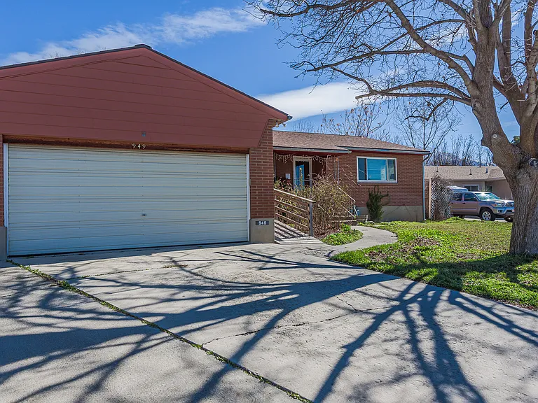 949 E Gregson Ave #1 — Photo 37