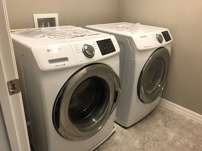 Elegant washer and dryer