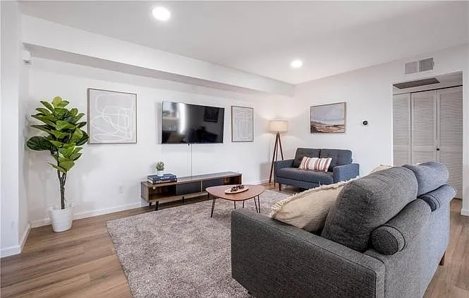 3500 S Greenville St #29 — Photo 2