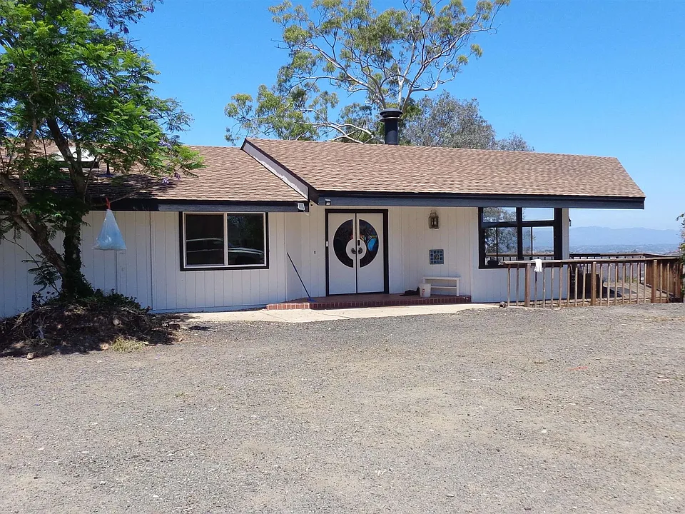 3730 Silverleaf Ln