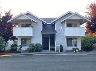 16990 NE 80th St UNIT 203, Redmond, WA 98052