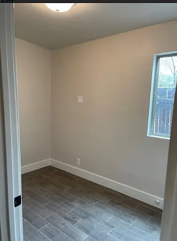 1130 E Portland St — Photo 7