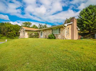 65 Greenwood St, Palmerton, PA 18071