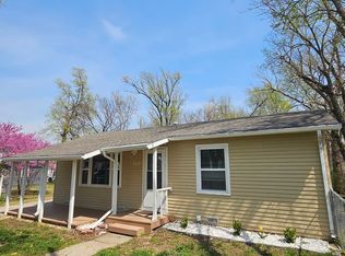 1621 Custer Rd, Junction City, KS 66441