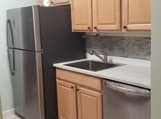 6 Foxtail Ln, Monmouth Junction, NJ 08852