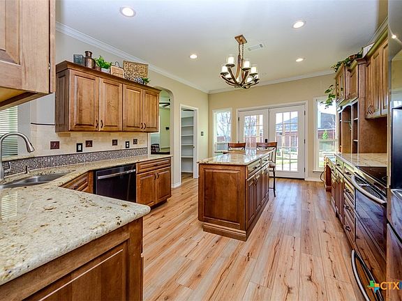 4th image of 2425 Catawba Loop