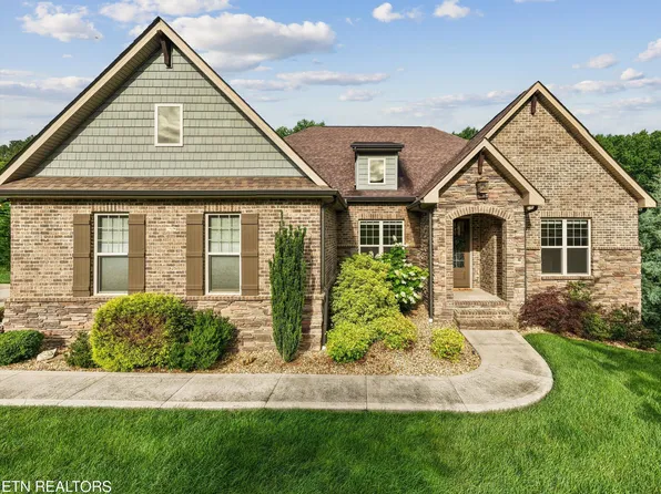 303 Okmulgee Cir, Loudon, TN 37774