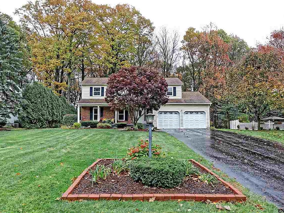 1st image of 58 Esopus Dr
