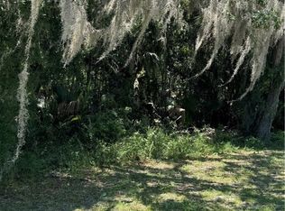 561 NE 13th Ter, Crystal River, FL 34428