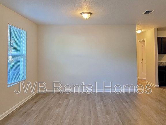 4th image of 8011 Mattox Ave