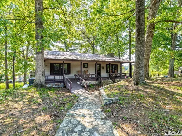 496 Hinton Mill Rd, Boydton, VA 23917