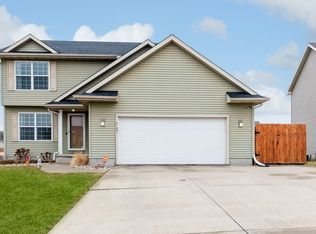 5123 NE Briarwood Dr, Ankeny, IA 50021