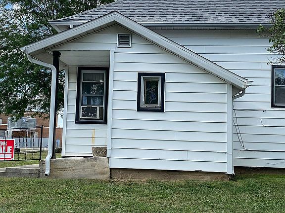 2nd image of 453 S Adams St