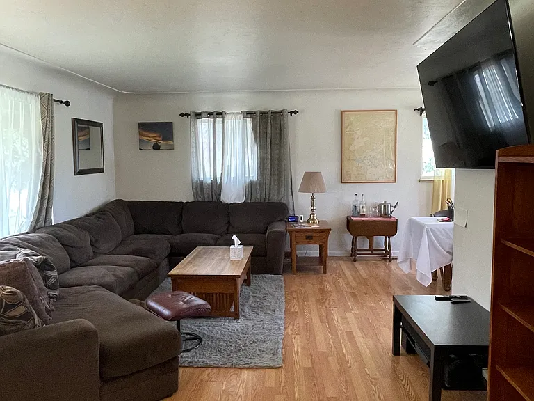 830 Orion St — Photo 17