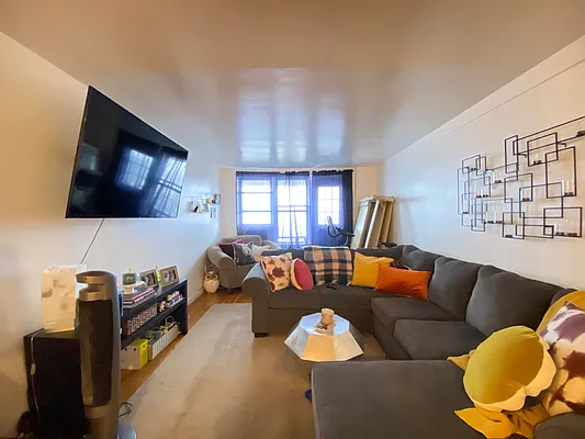 Rented by Compass | media 3