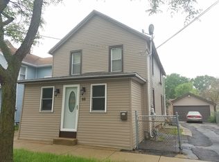 66 N State St, Aurora, IL 60505