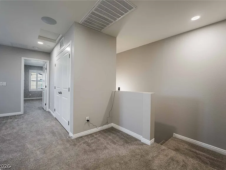 5378 Silver Branch Ave — Photo 8