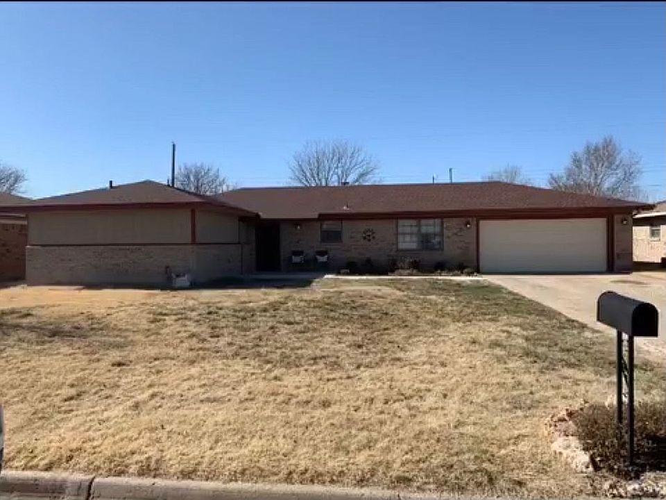 1st image of 2419 Cherokee Dr
