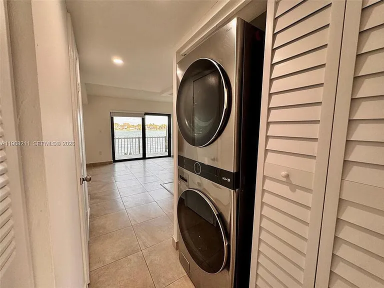 401 NW 109th Ave #2A — Photo 7