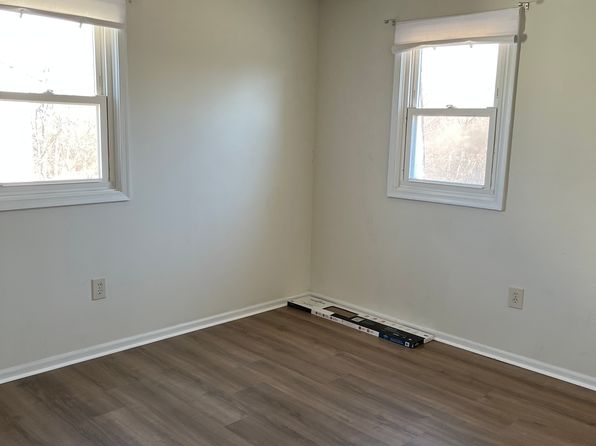 111 Hunter Way #211, Chalfont, PA 18914