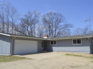 10450 S Billman Rd, Roscommon, MI 48653