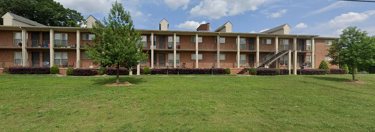 Crestline Court — Photo 1