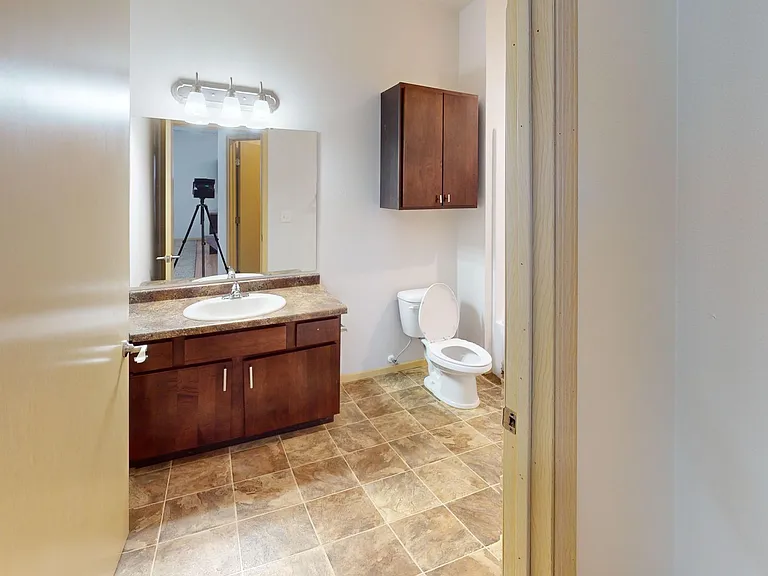 Cascades Apartments — Photo 27