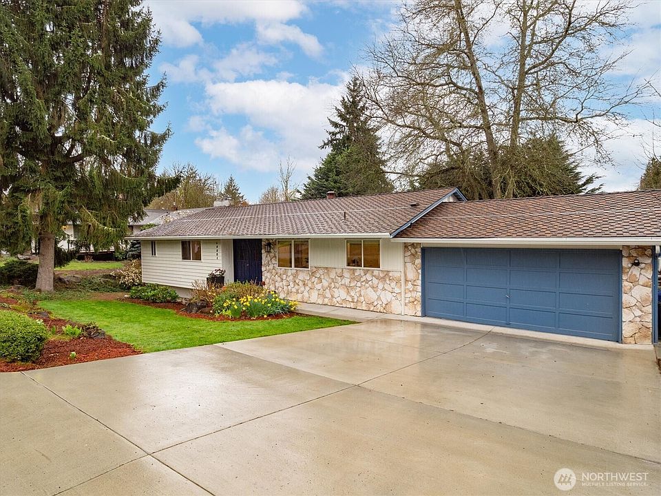 1st image of 19321 Kenlake Place NE