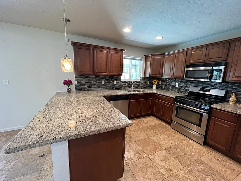 8241 E Cypress St — Photo 9