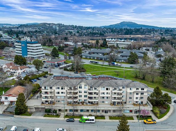 3700 Carey Rd #401, Saanich, BC V8Z 4C2