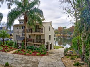 216 Wesley Rd, Green Cove Springs, FL 32043