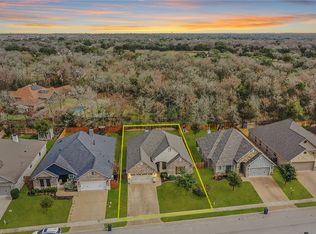 15635 Long Creek Ln, College Station, TX 77845