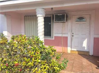 671 NW 189th Ter, Miami Gardens, FL 33169