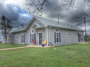 301 Alamo Rd, Fredericksburg, TX 78624