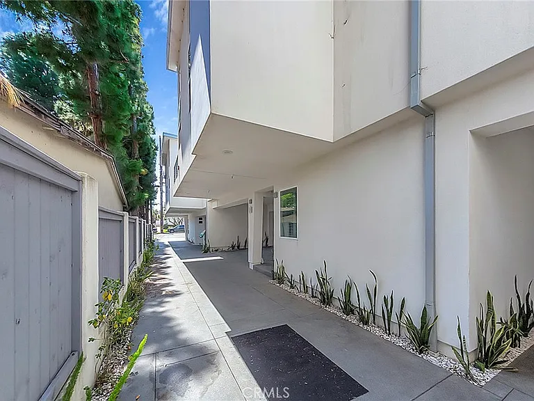 2119 Grant Ave #B — Photo 28