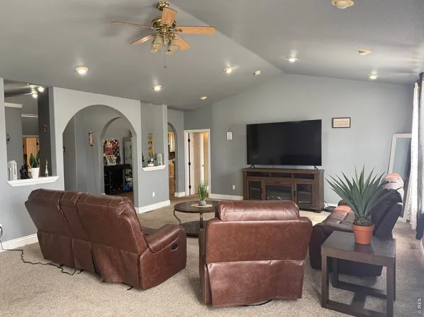 419 E 3rd Ave, Wiggins, CO 80654