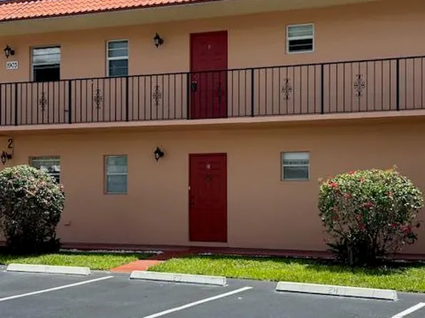 1903 SW Palm City Road #2, Stuart, FL 34994