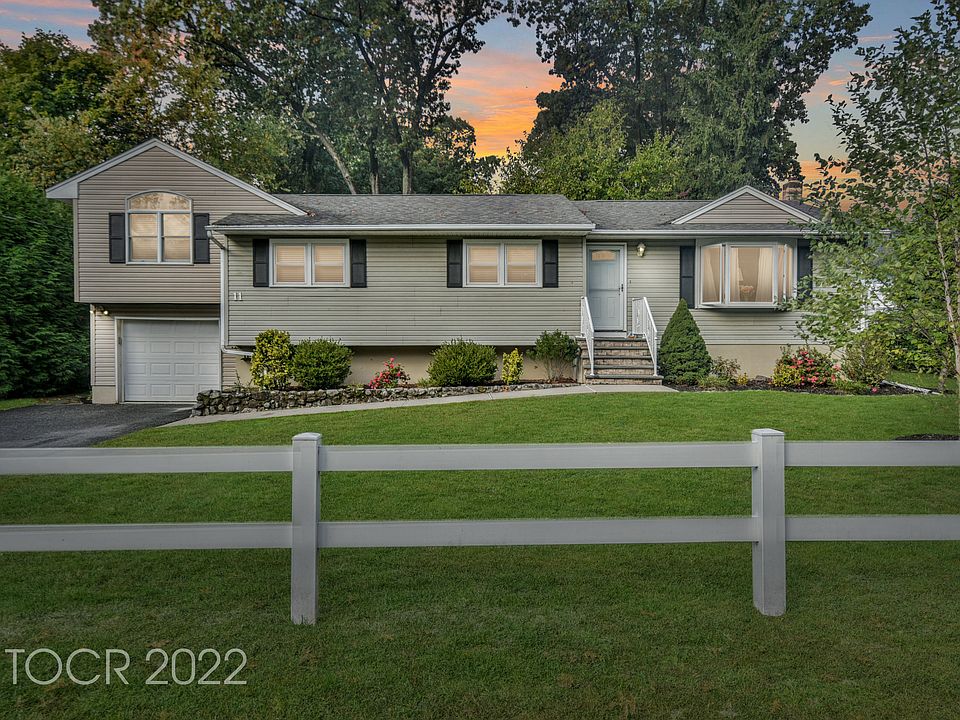 1st image of 11 Allwood Pl