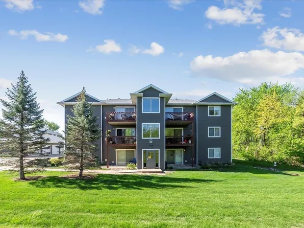 4710 Chadwick Rd Unit 11, Cedar Falls, IA 50613