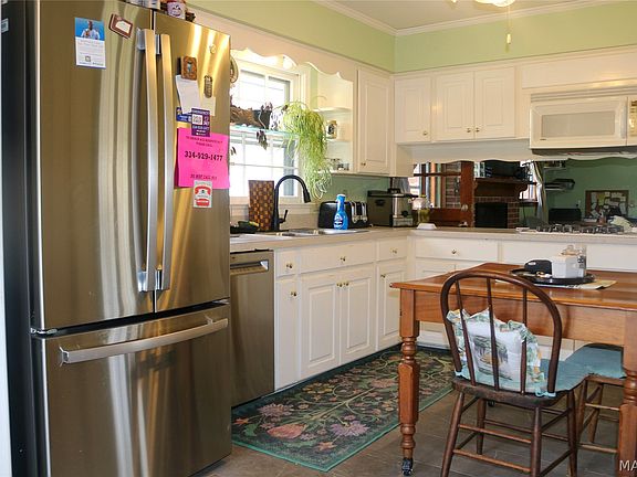 3rd image of 3406 Sommerville Dr
