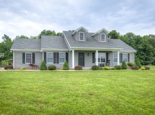 10412 Jackson Rd N, Utica, KY 42376